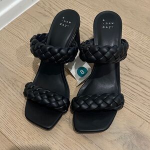 NWT - black sandal heels